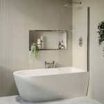 Freestanding Shower Bath Single Ended Right Hand Corner with Chrome Bath Screen 1650 x 800mm – Amaro